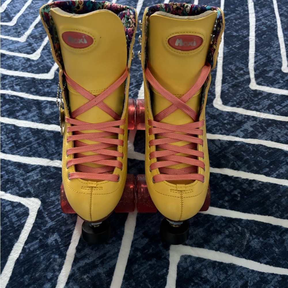Beach Bunny Yellow and Pink High-Top Roller Skates